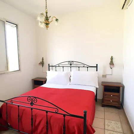Attico Baia Verde - -